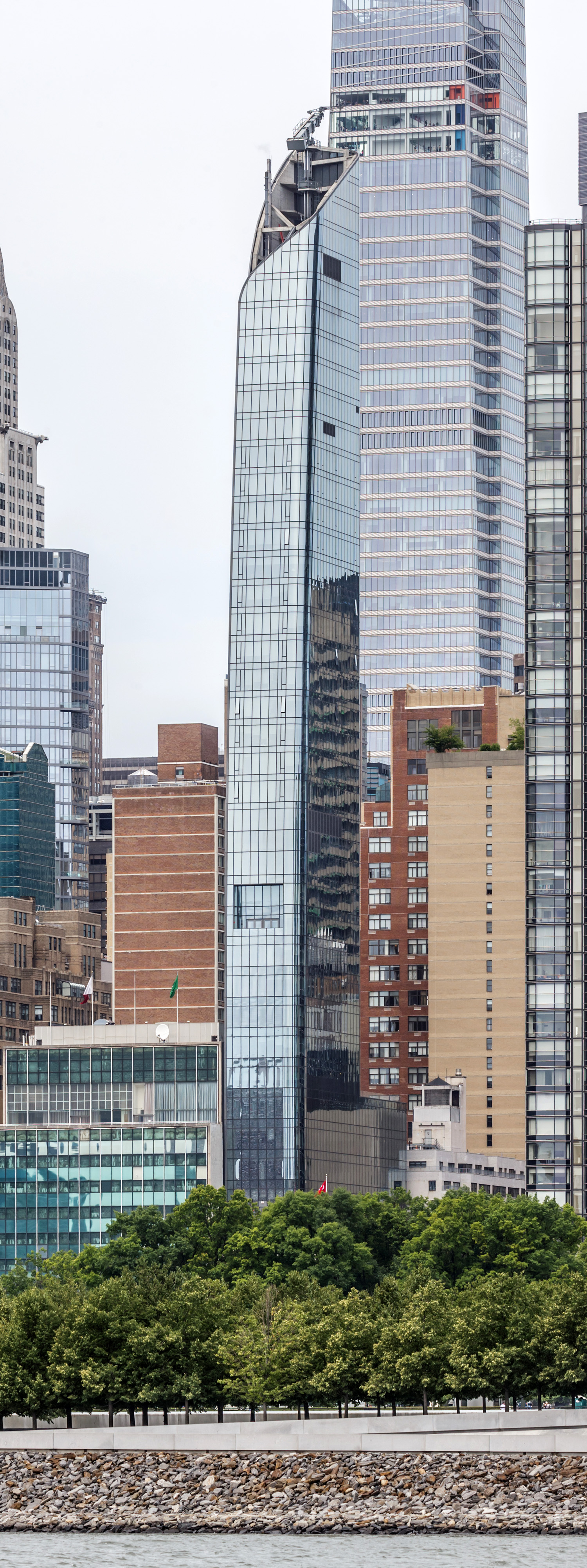 Turkevi Center, New York City - View from Queens. © Mathias Beinling